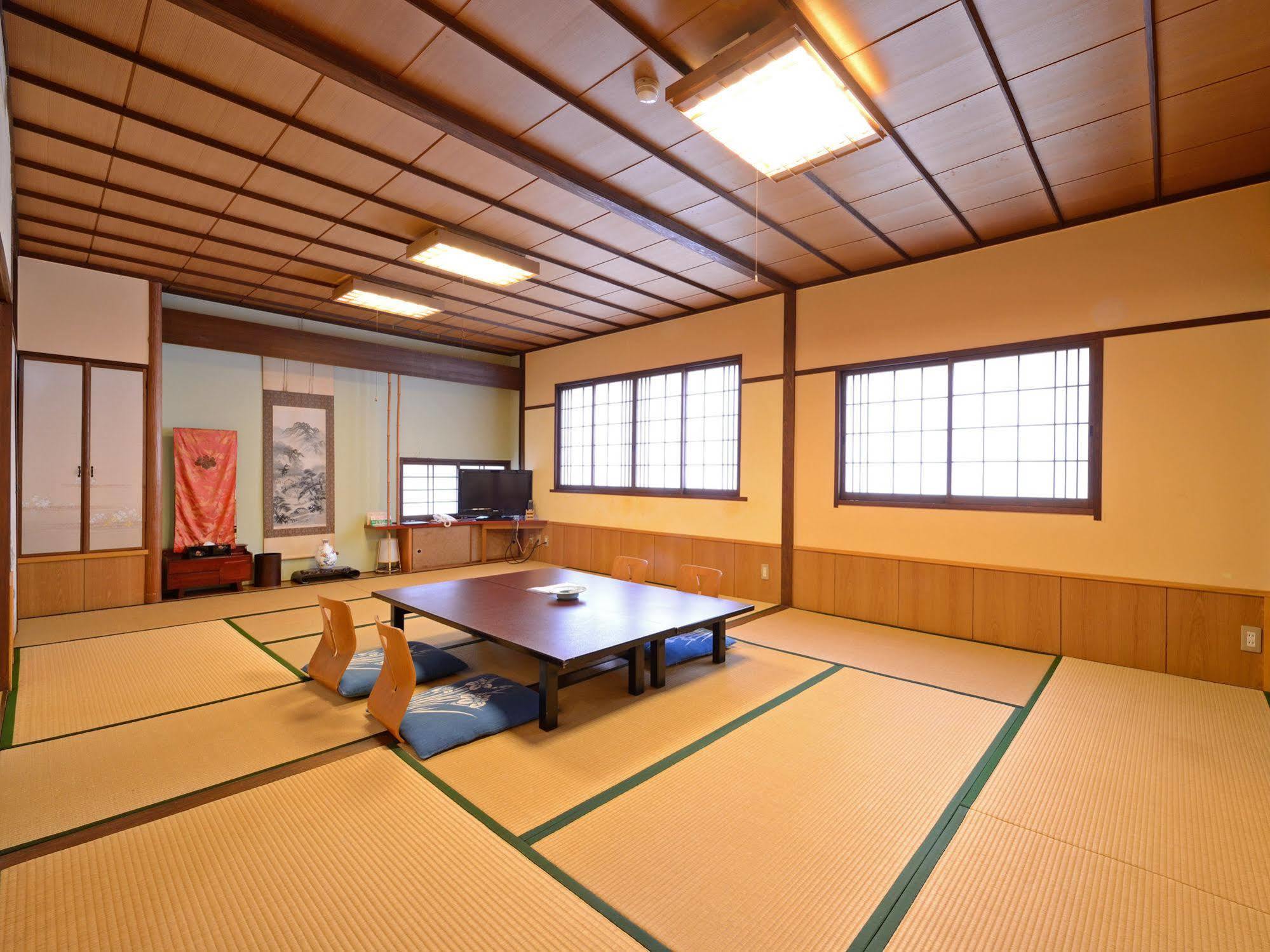 Ryokan Yamadaya Унзен Екстериор снимка